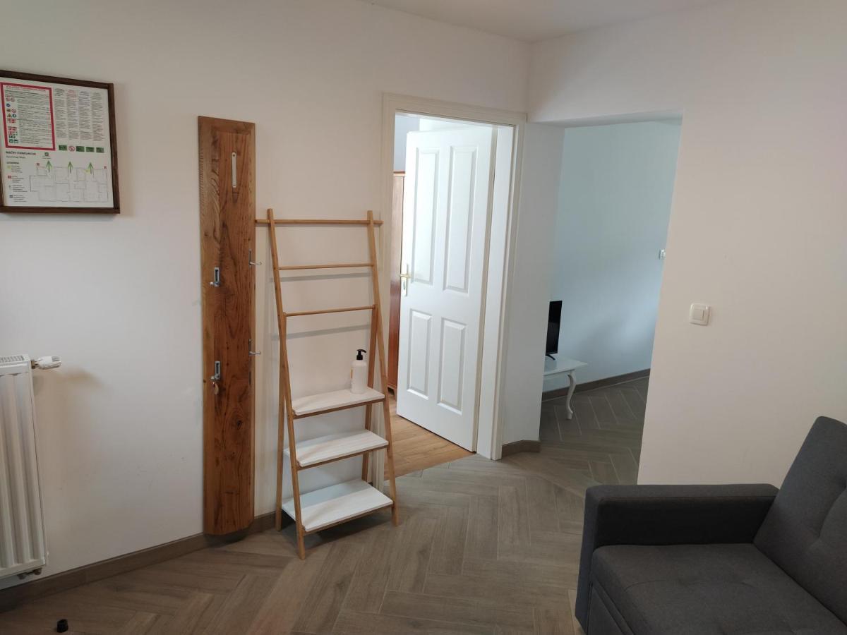 Apartmaji Maln Dolenjske Toplice Buitenkant foto