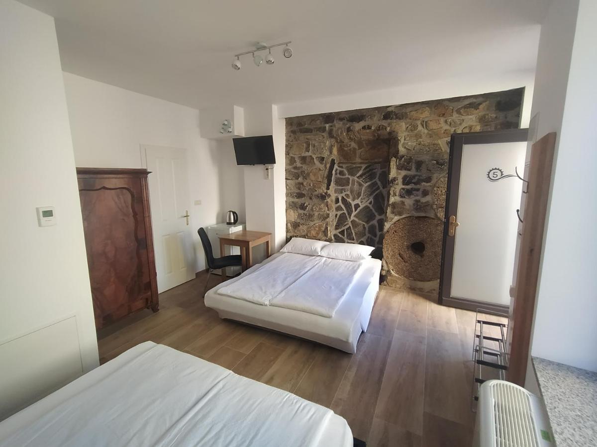 Apartmaji Maln Dolenjske Toplice Buitenkant foto